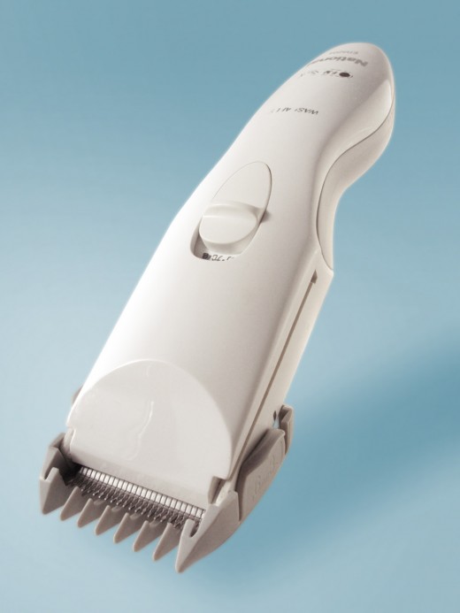 Maintain cleanliness of clippers by detaching the blades so go for a dog clipper with detachable blades.