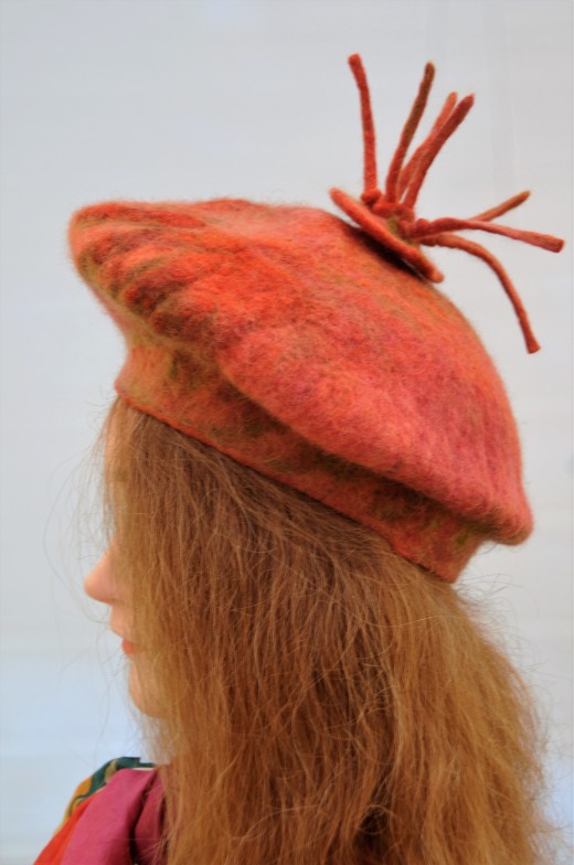 How to Use a Resist to Make a Wet Felted Beret