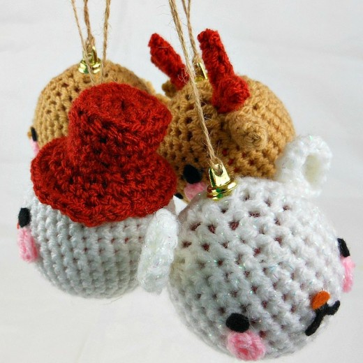 How to Make Your Own Crocheted Christmas Baubles hubpages