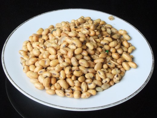 Legumes are a good source of plant sterols.