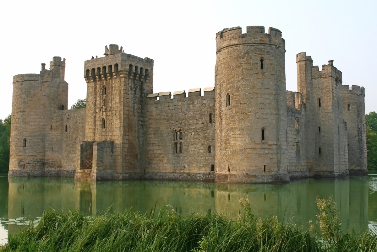  Medieval Castles  Were Smelly Damp and Dark Owlcation