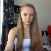 Anna-louise profile image