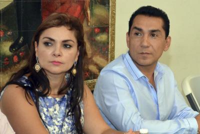 Maria de los Angeles Pineda and Jose Luis Abarca, Mayor of Iguala.