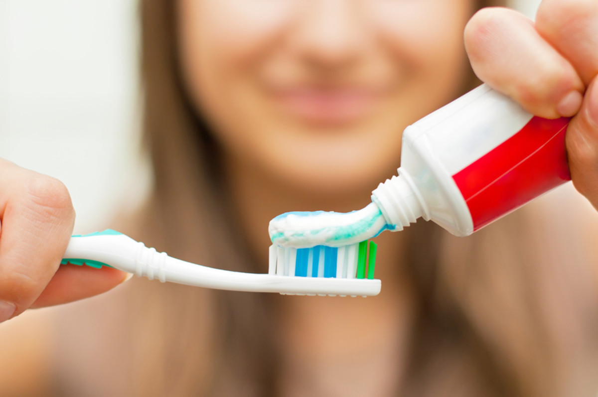 Does toothpaste get rid of acne?