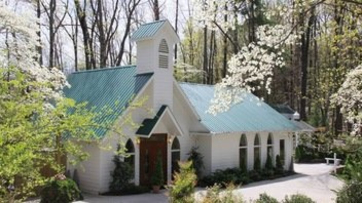 7 of the Best Wedding Chapels in Gatlinburg, Tennessee