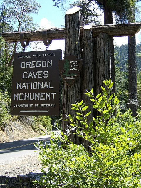 Entry to the Oregon Caves National Monument along the road