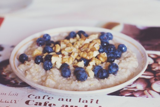 Eat a hearty bowl of oat meal daily