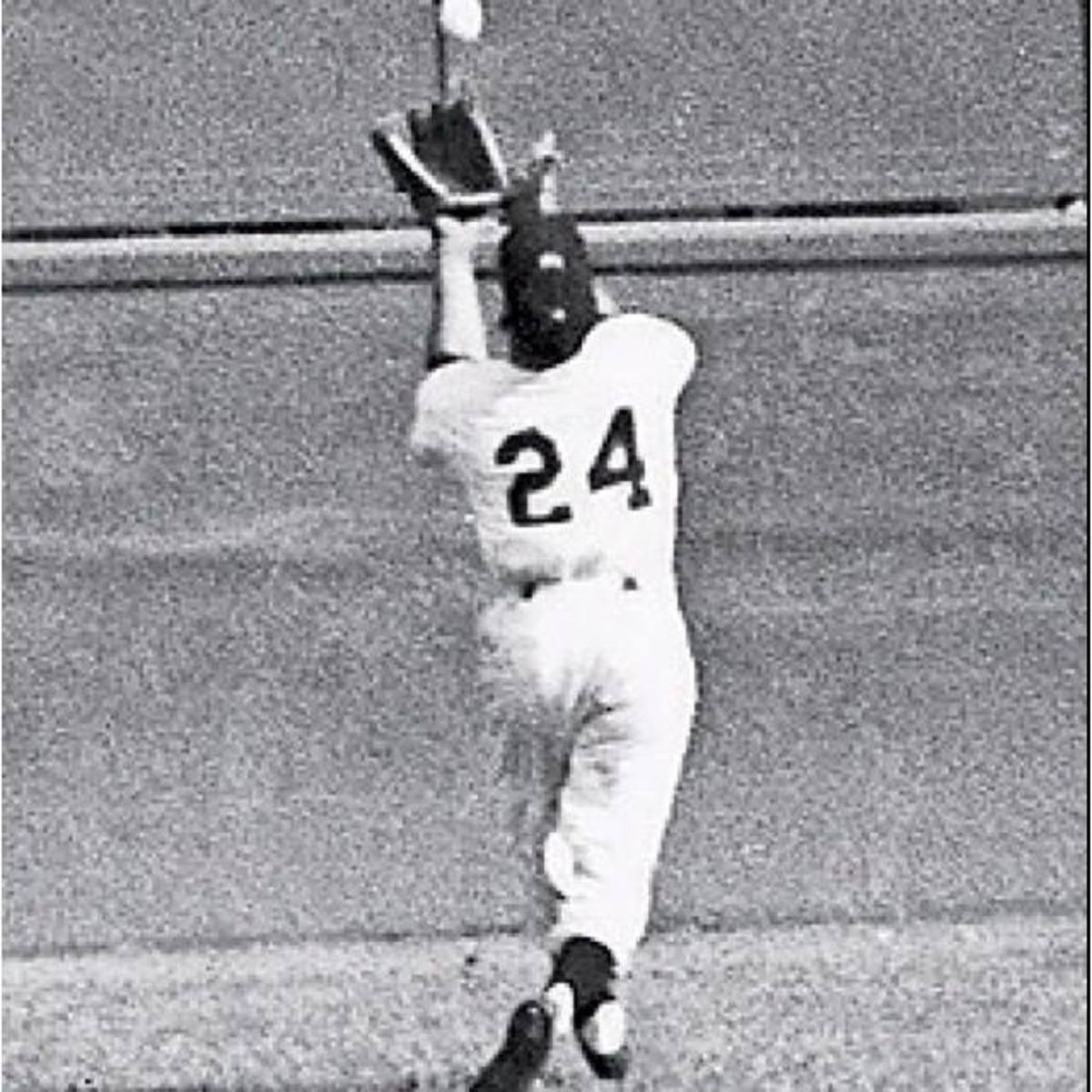 Only Willie Mays Could Make "the Catch" | HowTheyPlay