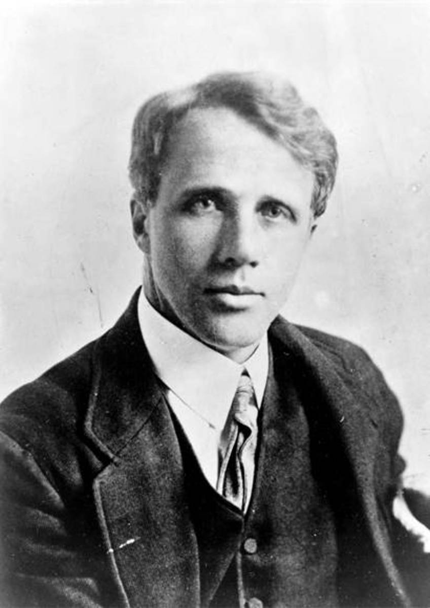 Analysis of Poem "The Road Not Taken" by Robert Frost