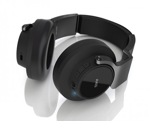 Wireless Headphones cancel noise for clear beats. 
