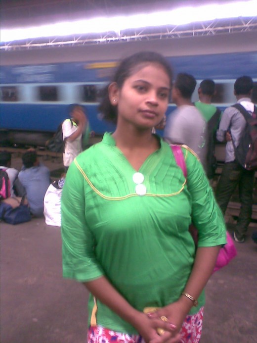 Chandana at Howrah station
