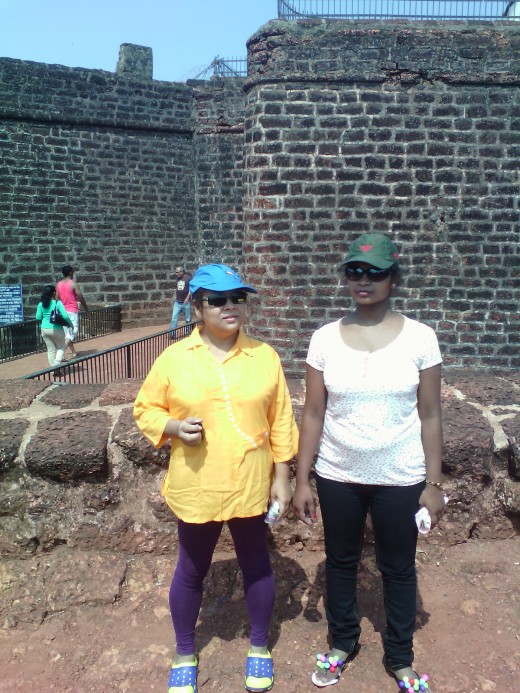 Papu, Chandana at Aguada Fort