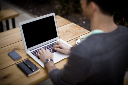 How to Apply to Agencies for Work as a Freelance Medical Interpreter: 8 Tips How to Apply to Agencies for Work as a Freelance Medical Interpreter: 8 Tips
