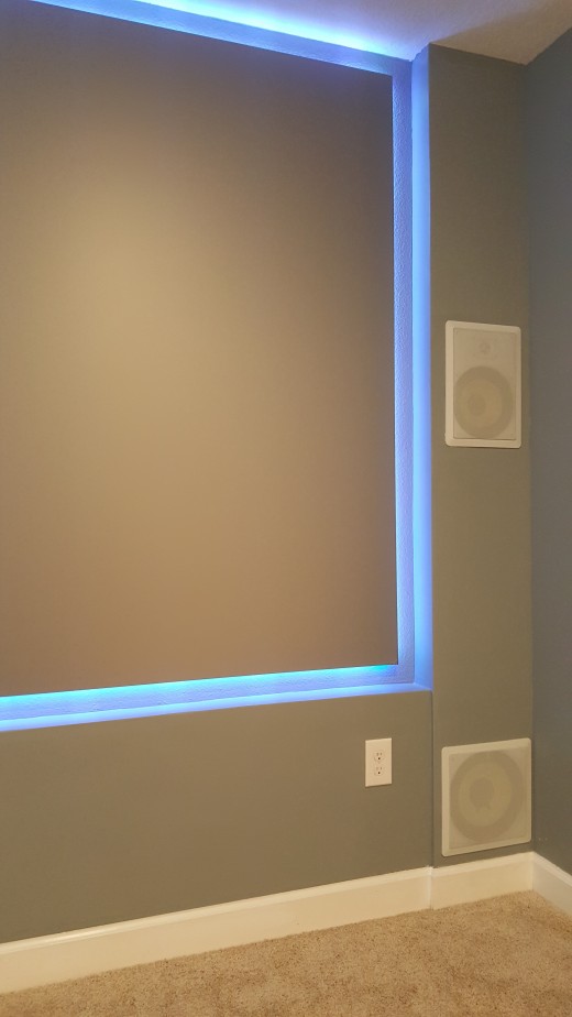 Love the lighting around the screen