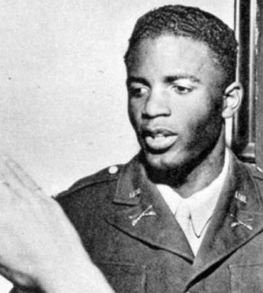 Jackie Robinson, who would be the first African-American to play in Major League Baseball, was a member of the 761st Tank Battalion. Circa 1943.