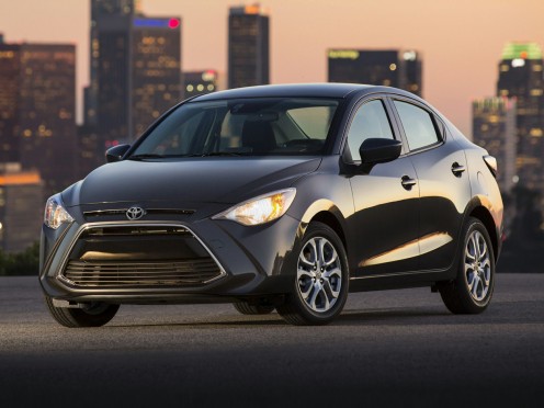 Meet the 2017 Toyota Yaris iA: Full Test Drive Meet the 2017 Toyota Yaris iA: Full Test Drive