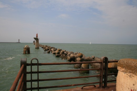 The remains of the East Mole of Dunkirk harbor, 2009.