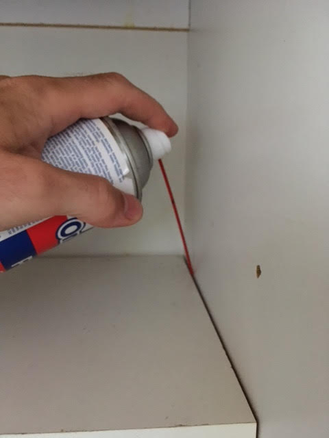 Treating crack and crevice with aerosol