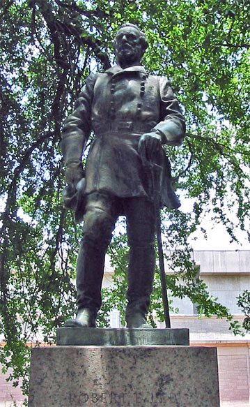 Another tatue of  Robert E Lee on the grounds of the University of Texas at Austin.
