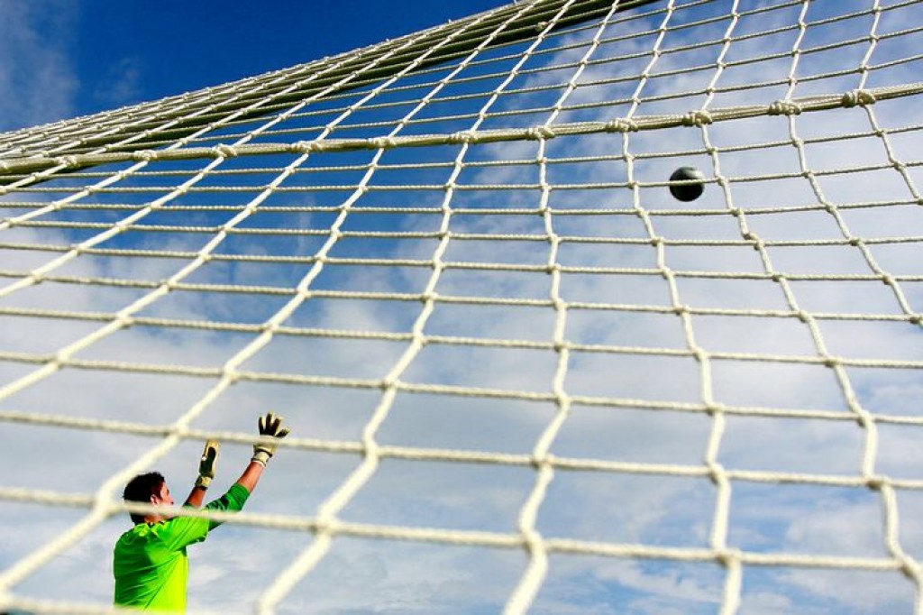 10 Tallest Goalkeepers in the World HowTheyPlay