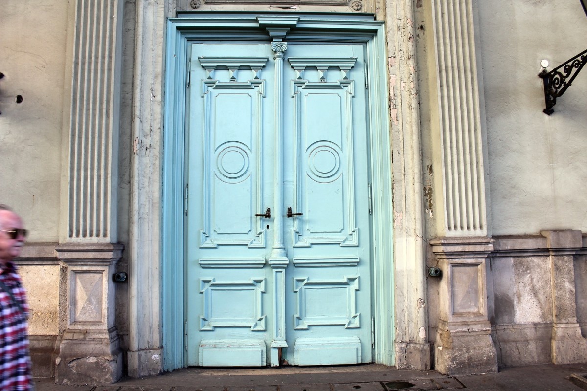 The turquoise door