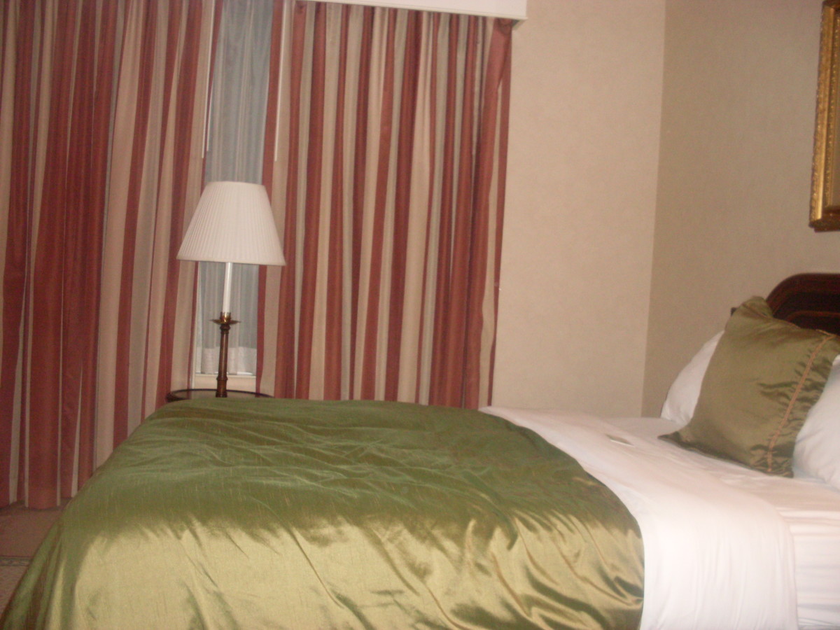 guest room at the Grandover resort and spa in Greensboro, North Carolina 