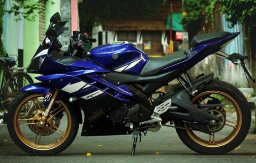 Yamaha R15