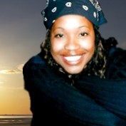 HerHollywood profile image