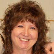 Lynn Rae profile image