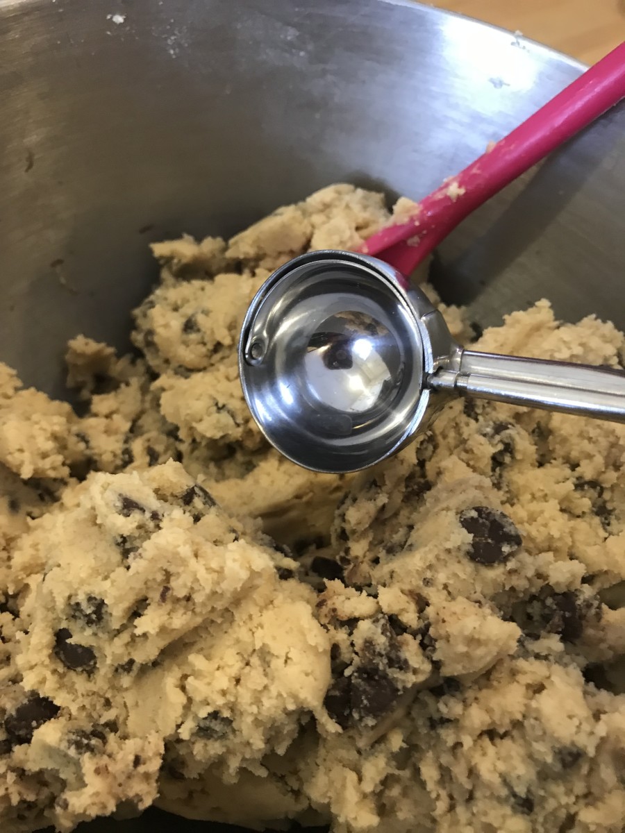 These cookie scoops enable you to get perfectly sized cookies - which means the batch turns out very evenly and uniform. They'll bake at the same rate, giving better results.
