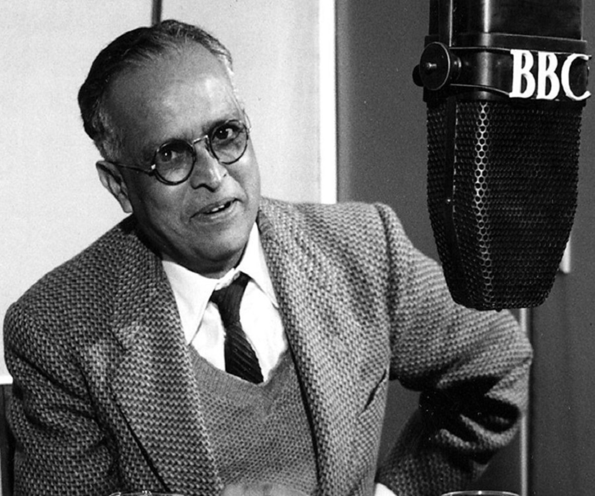 write a short biography of rk narayan or william shakespeare