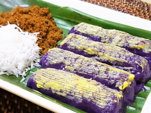  Sprinkled with sugar, grated coconut and with butter, it's hard to resist puto bumbong.