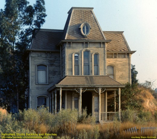The Psycho House - where else would a young Englishman stay on his first holiday in the US