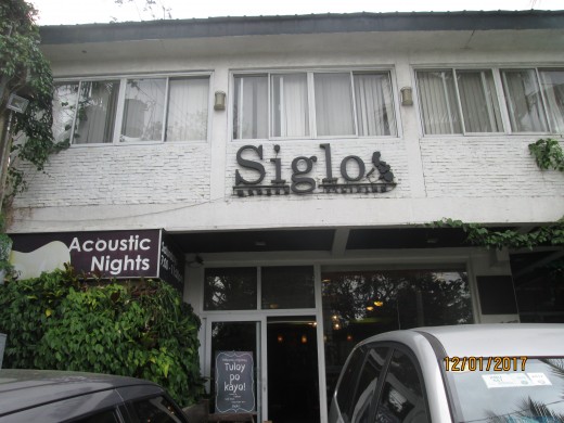 Siglo, a tiny food resto with a frontage for three cars  Siglo, a tiny food resto with a frontage for three cars