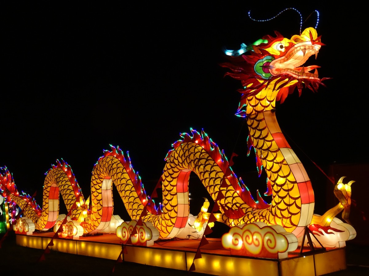 A Chinese dragon looks more like a snake than dragons from other parts of the world.