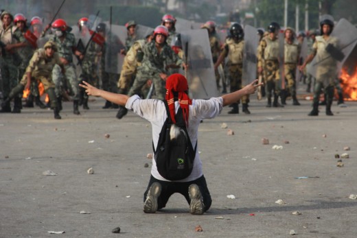 A protester in showdown with security forces in Egypt during Arab Spring
