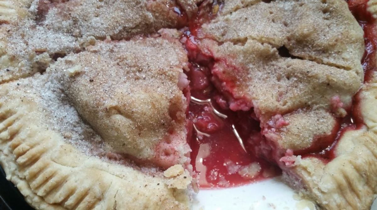 Strawberry/Rhubarb Pie from Scratch