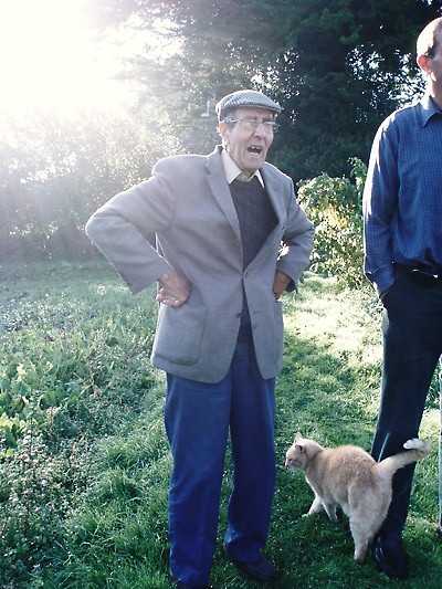 Ben in his beloved market garden giving out some good advice!  with the help of the cat of course.