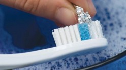 How to Clean Diamond Rings at Home Safely