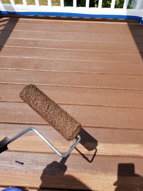 Make sure to roll in one direction to ensure your texture stays consistent! This is NOT a typical paint roller, it's textured with material similar to fishing line.