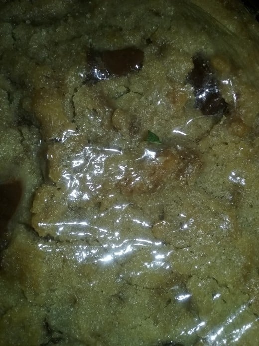 Saran wrapped cookie. A soft chocolate chip cookie. Very tasty. 