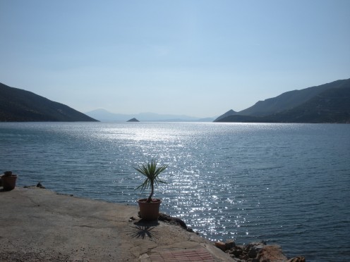 Wouldn't this be a beautiful view to behold everyday? 