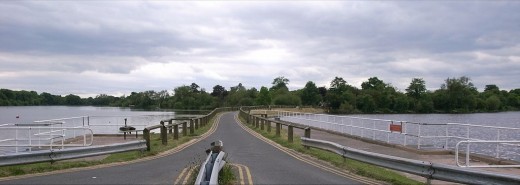 The causeway that separates Windmill Pool (left) and Engine Pool (right).