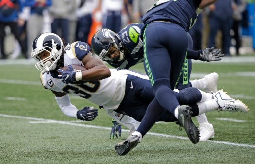 Todd Gurley's 3 touchdowns helped the Rams hold off the Seahawks and remain undefeated