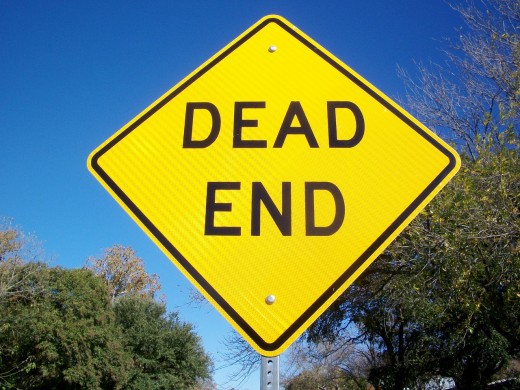 Dead End road sign