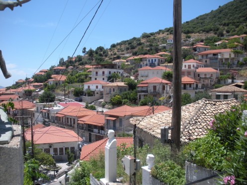 I wanted to share this picture, to try to convey the "steepness" of this village, it was located on the side of a large hill, and very beautiful. 