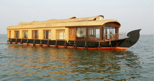 Luxury house boat in Kerala 