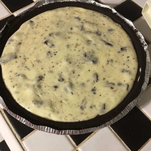 Oreo Cheesecake (using the pie crust)