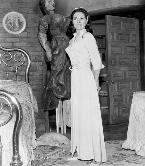 Lee Meriwether Miss Kita Batman 1966  and Miss America 1955. And very lovely.