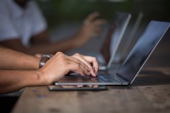 5 Reasons to Sell Your Art Online